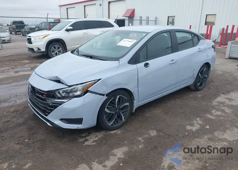 2025 Nissan Versa 1.6 Sr z USA, uszkodzony, nr VIN 3N1CN8FV0SL825609